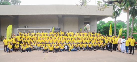 yd2333云顶电子游戏2024尼日利亚经销商大会圆满落幕